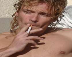 Andreas Pietschmann smoking